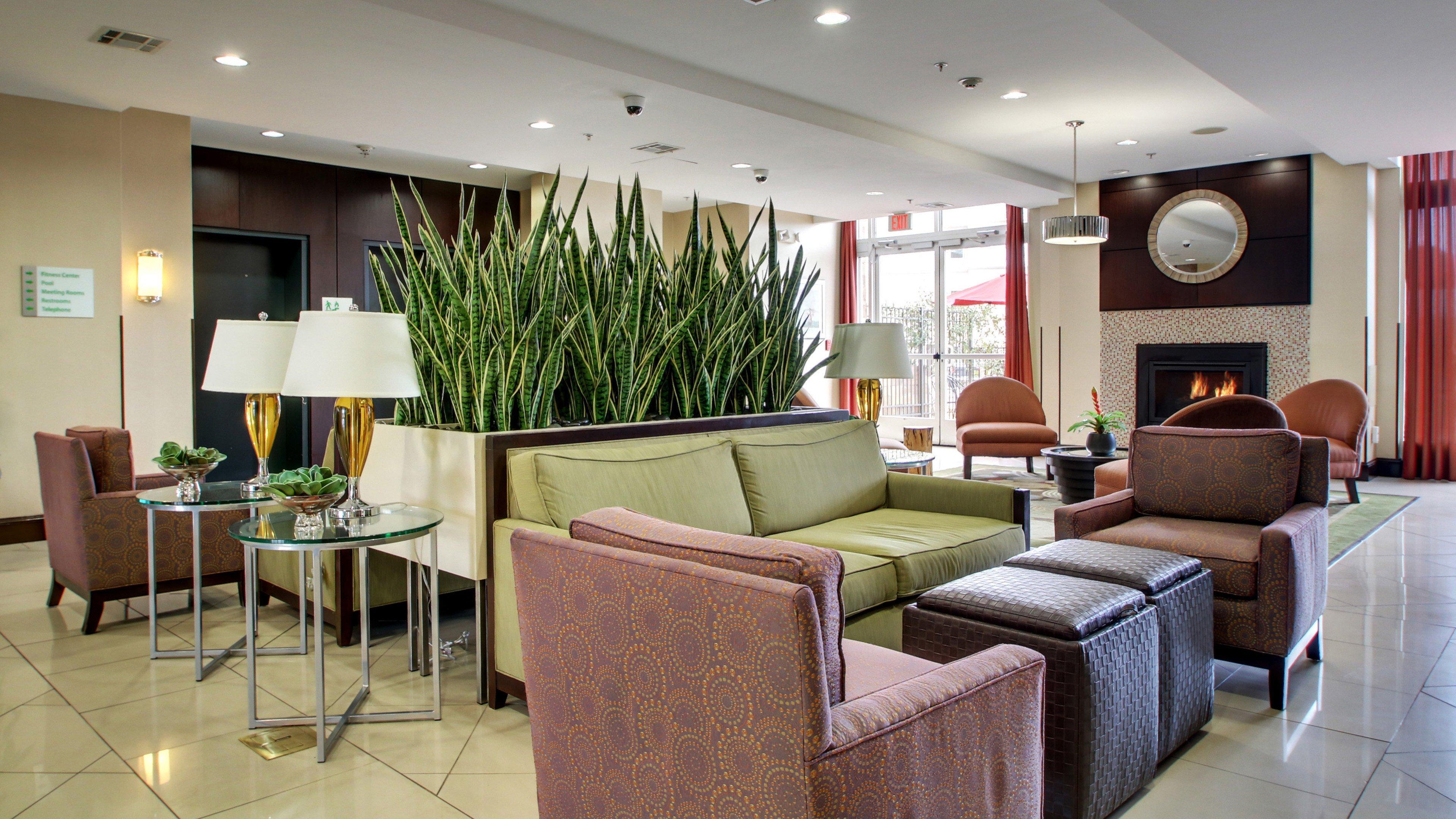 Hotel East I 59 / I 20