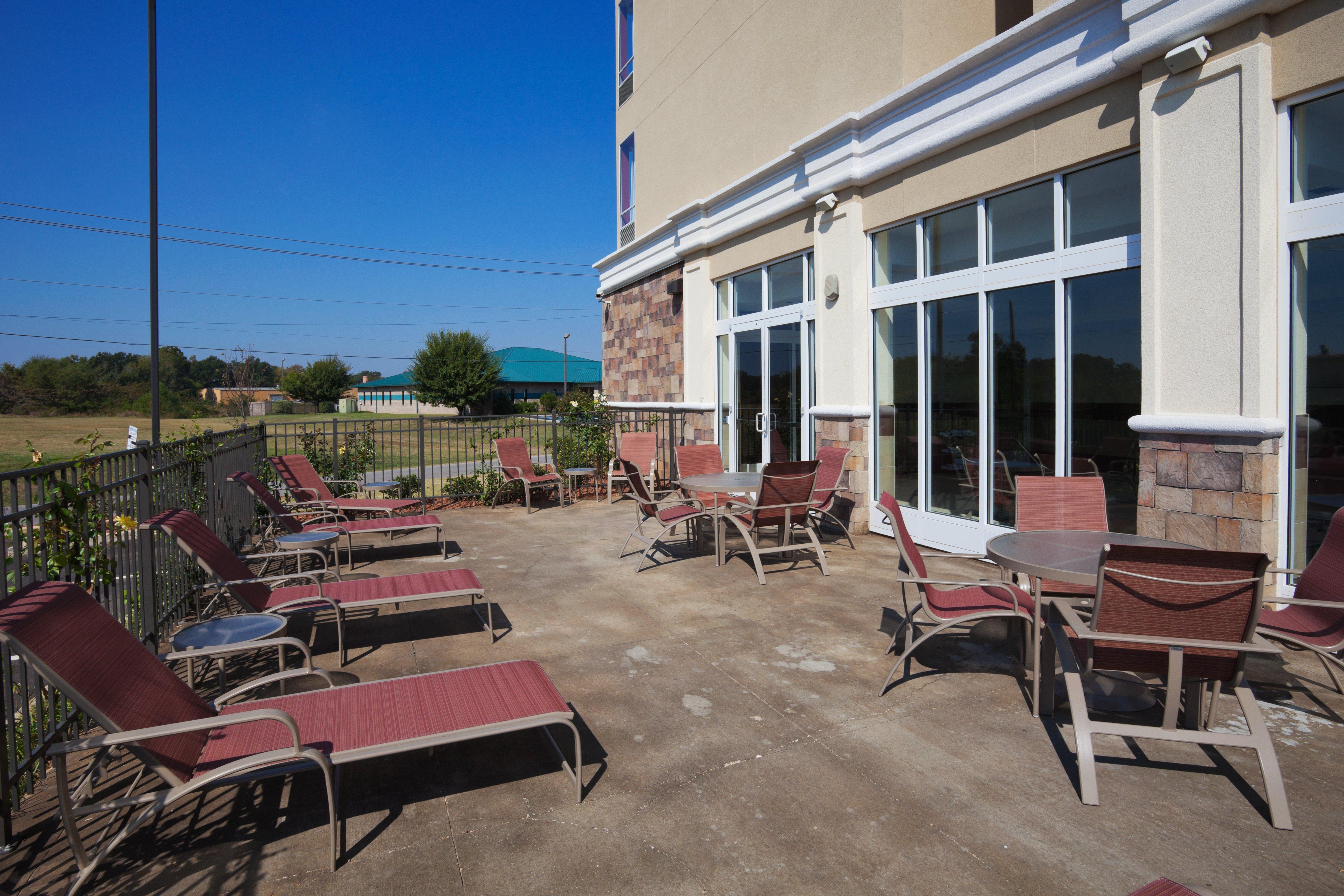 Hotel East I 59 / I 20