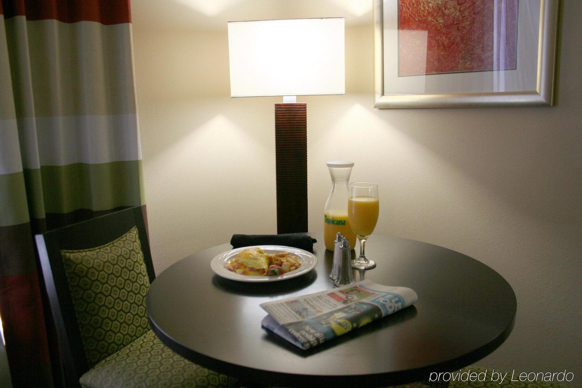 East I 59 / I 20 Hotel 3*