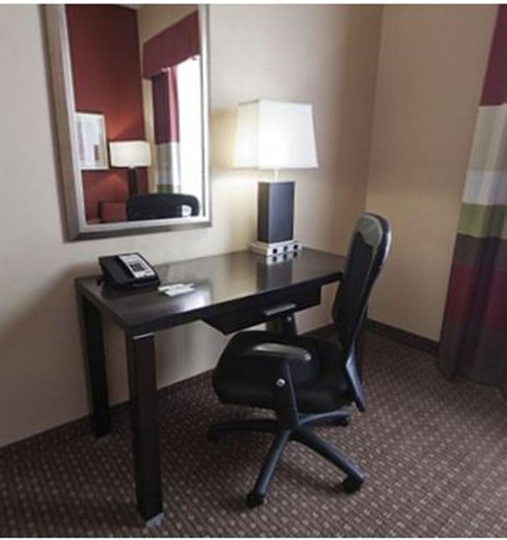 Hotel East I 59 / I 20